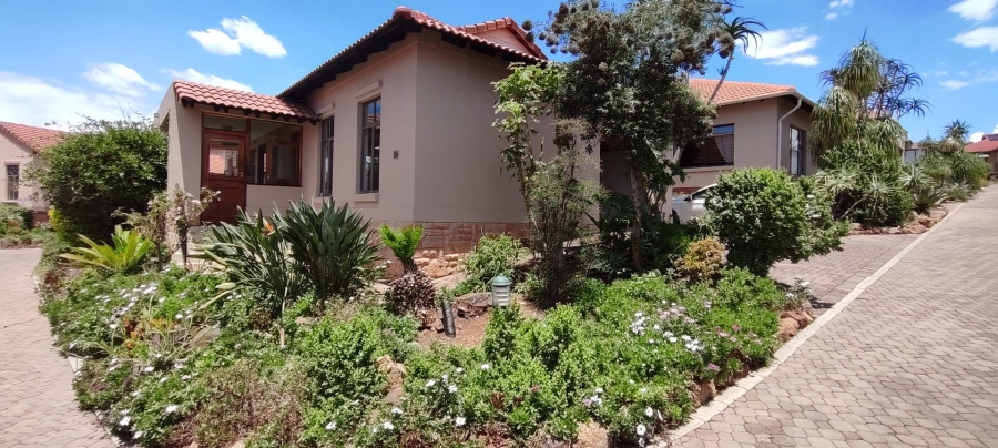 2 Bedroom Property for Sale in Xanadu Eco Park North West